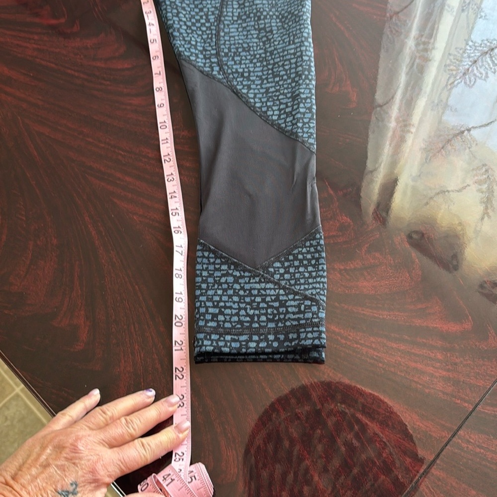 Lululemon Pace Rival Crop - Picture 10 of 10